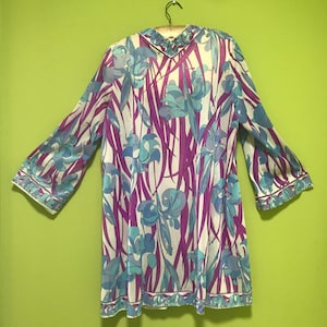 Vintage 70s Pucci Robe, Blue Iris Pattern, Size L