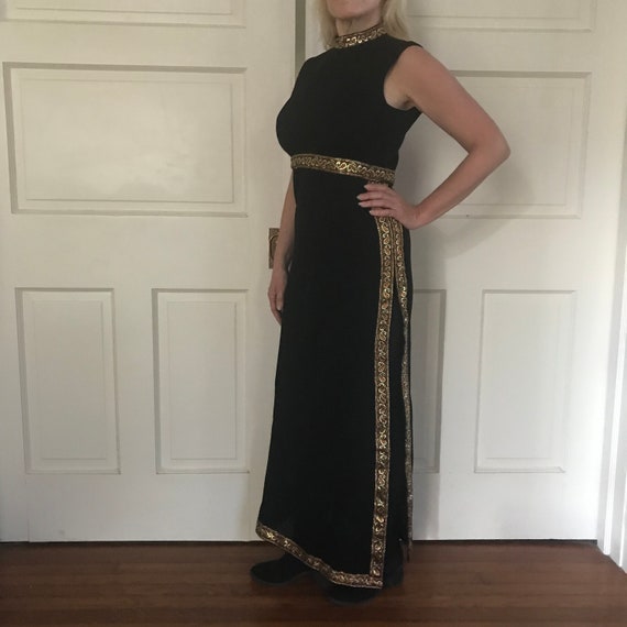 Groovy Black 70 s Maxi Dress thick Polyester Semi sheer Black