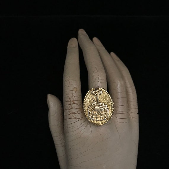 Gold vintage unicorn ring//vintage unicorn poison… - image 2