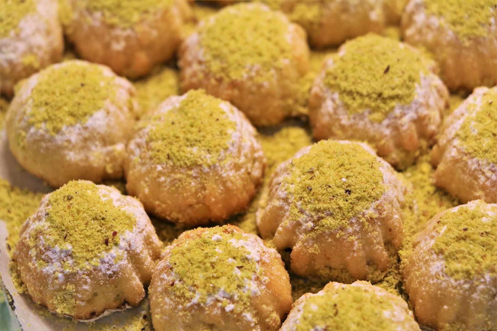 Pistachio Maamoul Stuffed Pistachio Maamoul Maamoul Etsy