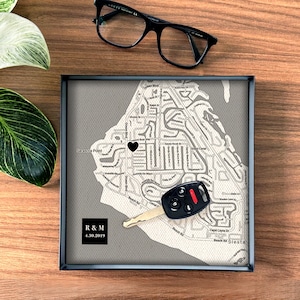 Cotton anniversary gift for him - 2nd Anniversary Gift for Husband - Second Anniversary - Custom Tray With The Map of Wedding Location