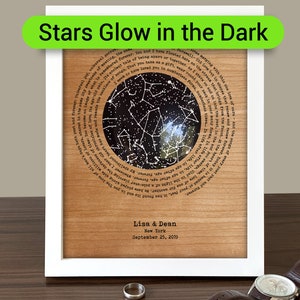 Regalo de aniversario del cielo nocturno brillante para él Regalos personalizados de 5 años de aniversario para su Mapa de la constelación del aniversario de bodas de madera