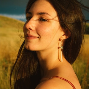 Single Dentalium Shell and Glass Seed Bead Earring