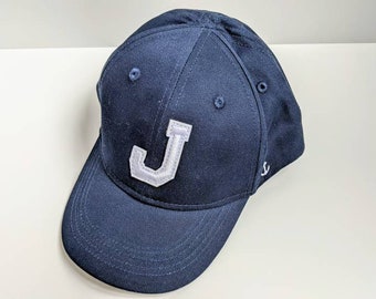 Cappello da baseball iniziale con lettera personalizzata per bambini preadolescenti blu scuro