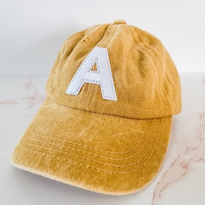 Gorra de béisbol personalizada para niños dorada, regalo de cumpleaños para niños y jóvenes, letra inicial