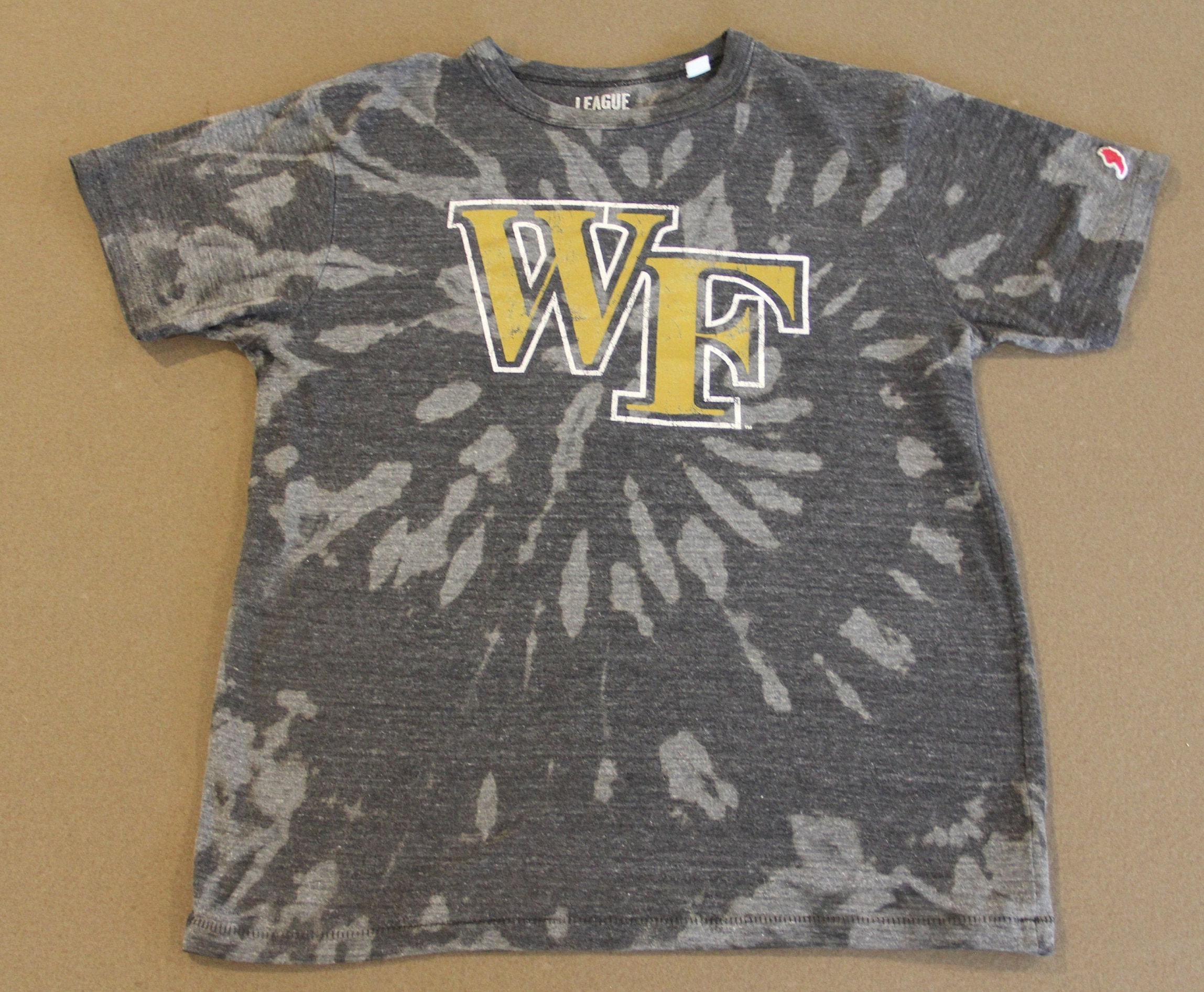 Mens medium Wake Forest University tie dye tshirt Etsy