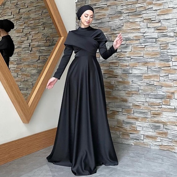 Helen Saten Black Satin Ahunare Wedding 