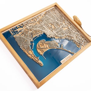 Regalo conmemorativo / Mapa de madera y epoxi