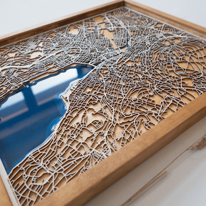 Zurich Wood Map Wood and Epoxy imagem 1