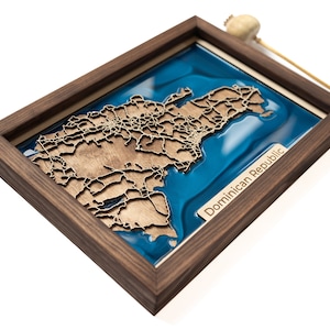 Carte de la République dominicaine | Bois et époxy