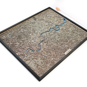 Mapa de madera de Londres / Madera y epoxi