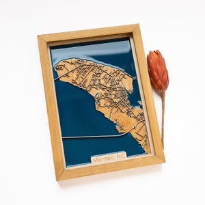 Mapa Manteo / Madera y Epoxi