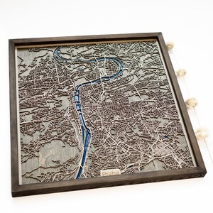 Mapa de Praga / Madera y epoxi