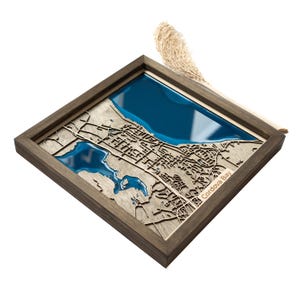 Mappa di Cordova Bay / Legno ed epossidica