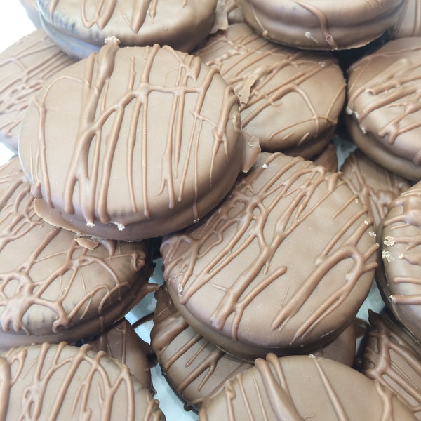 8 Chocolate covered Oreos