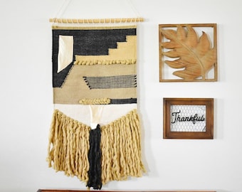 Tapeçaria de parede tecida média, tapeçaria texturizada, arte de parede preta e dourada, inauguração de casa, moderna, tapeçaria de parede com borlas