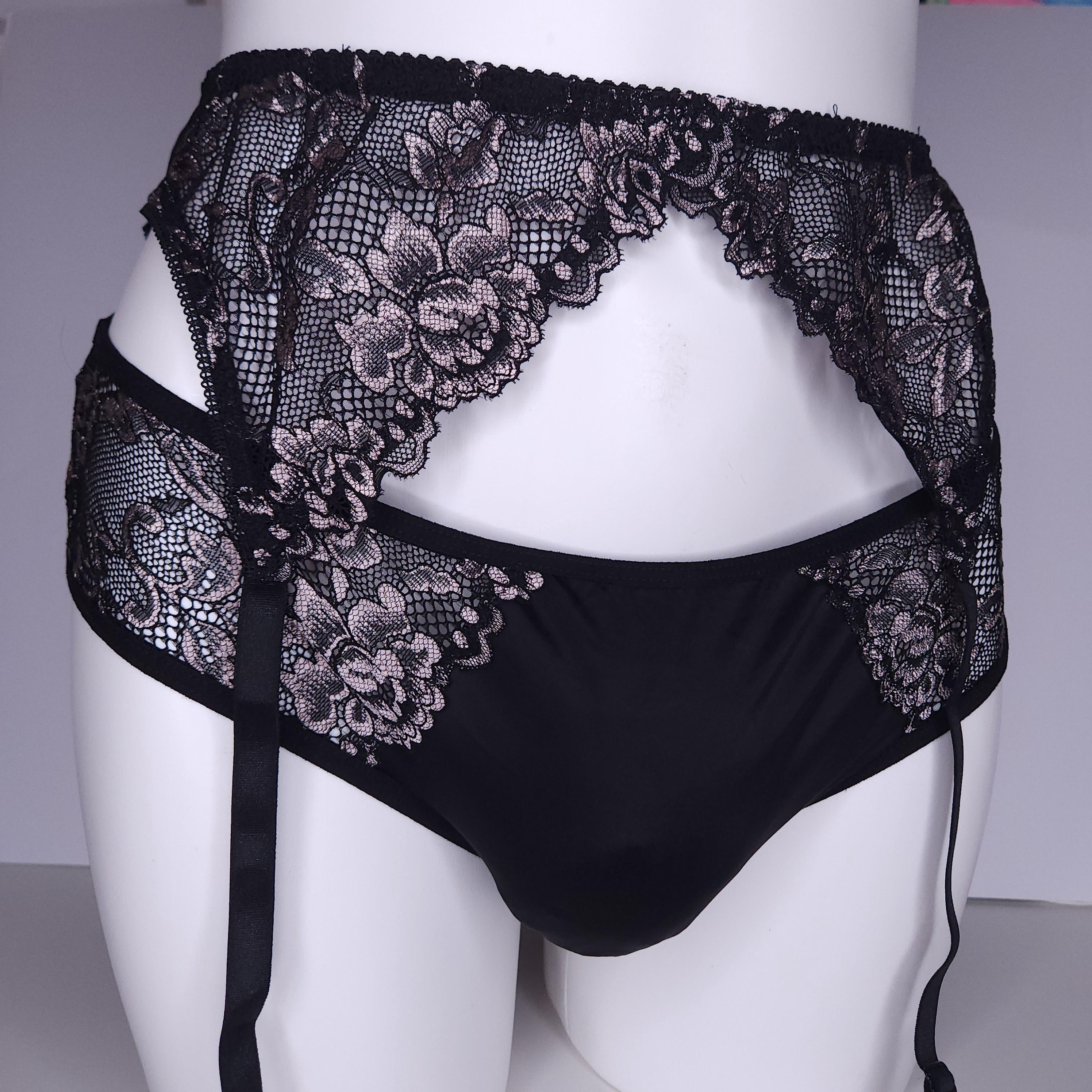 crossdresser in garter belt Garter Belts for Crossdressing main image 0