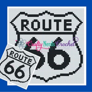 Könnte beinhalten: Ein schwarz-weißes Route 66-Schild-Design mit den Wörtern "ROUTE" und "66". Das Schild hat ein pixeliges Aussehen, und eine kleinere Version befindet sich in der unteren linken Ecke. Der Hintergrund ist weiß, mit einem blauen Rand.