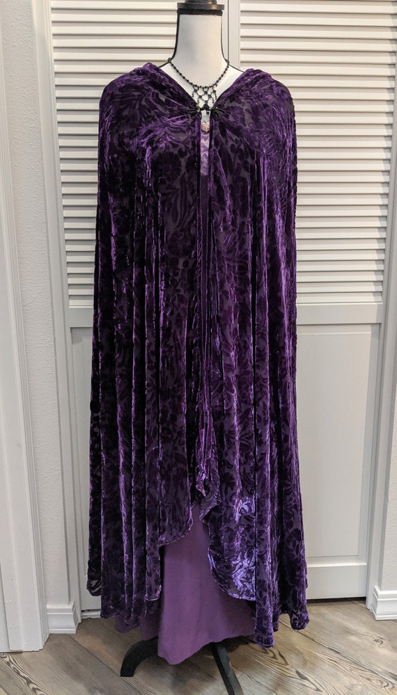 Cape w/ Hood, Purple - "Linda Harris" - Silk Velve