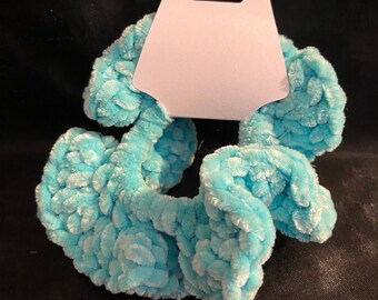 crochet hair scrunchie made with acrylic yarn