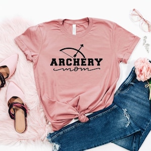 Archery Mom Shirt, Archery Mom, Archery Mom Heart Shirt, Archer Love T shirt, Archery T Shirt, Archery Gift