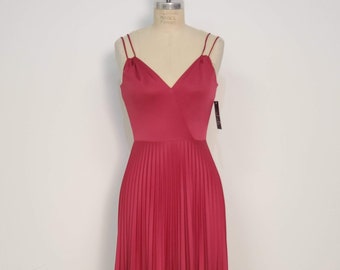 1970's Pleated Jersey Gown || Raspberry Color || Waist: 26"