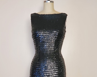 1950's Sequin Wiggle Dress || Black Iridescent Sequins || Waist: 26-27"