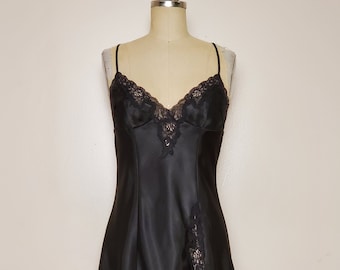 Frederik's of Hollywood || Satin Slip  Dress || Size: Small
