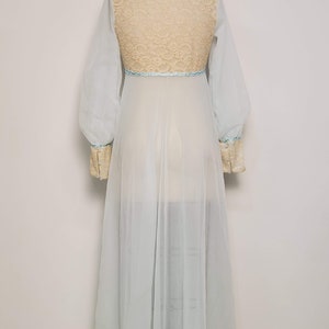 1970's Shadowline || Nylon Pegnoir Robe || Size: Small image 4