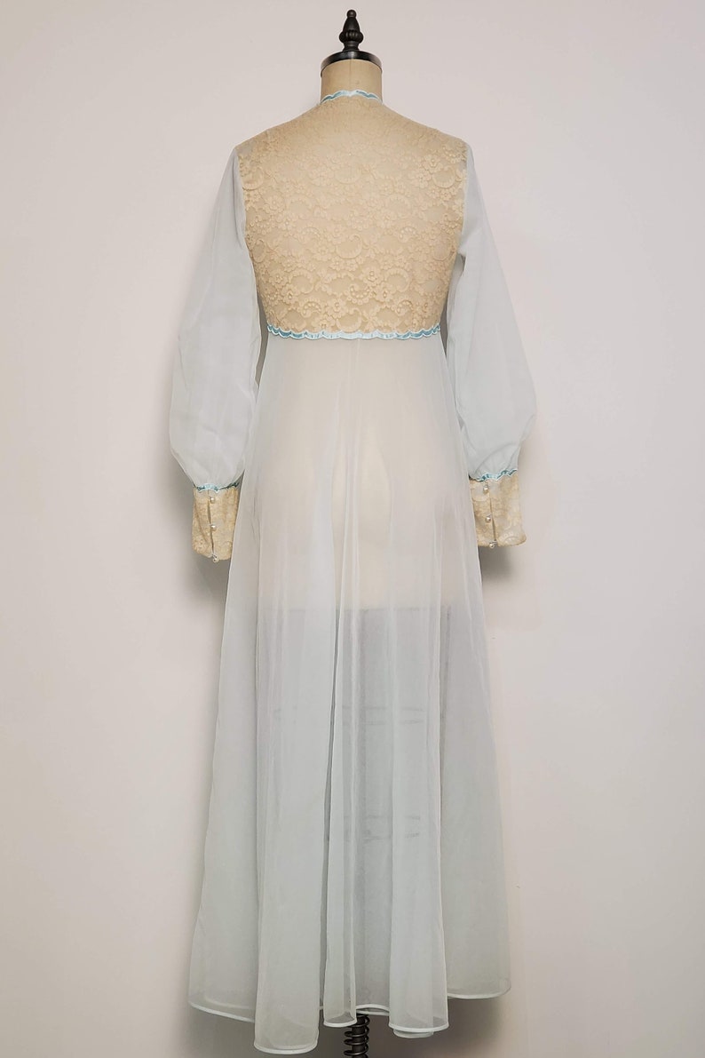 1970's Shadowline || Nylon Pegnoir Robe || Size: Small image 4
