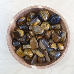 Tiger&#39;s Eye, Tumbled, Strength, Courage, Willpower, Solar Plexus Chakra