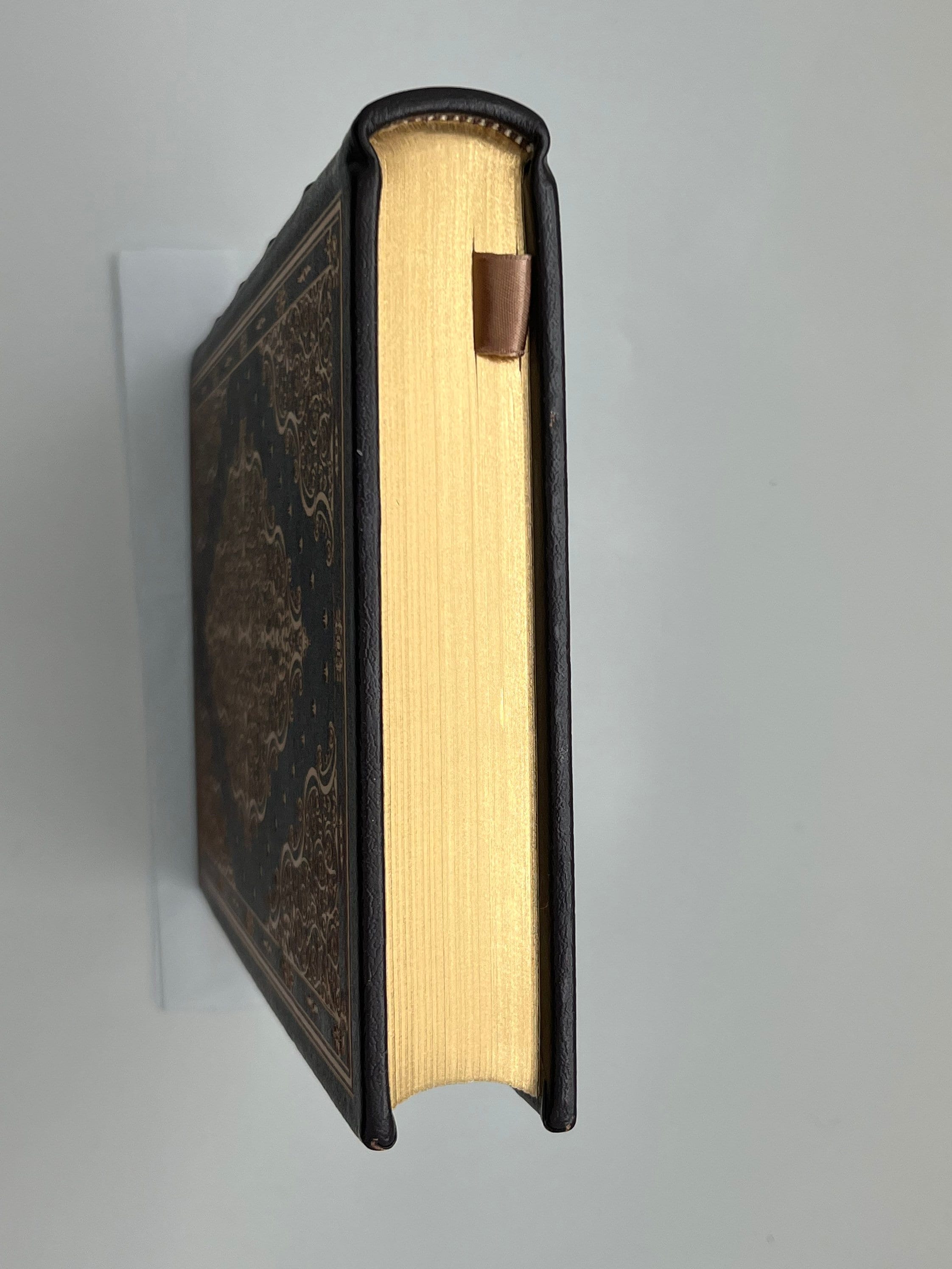 Leather A Tale of Two Cities by Charles Dickens, 1983, Vintage