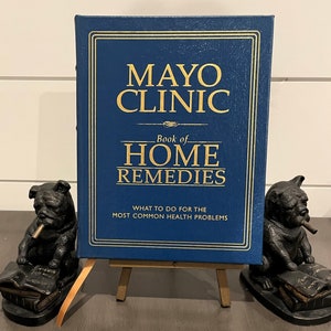 Mayo Clinic Book of Home Remedies – Decorative Gilded Blue Leather – rare Easton Press Edition image 1