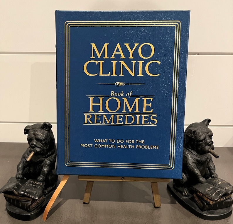 Mayo Clinic Book of Home Remedies – Decorative Gilded Blue Leather – rare Easton Press Edition image 1