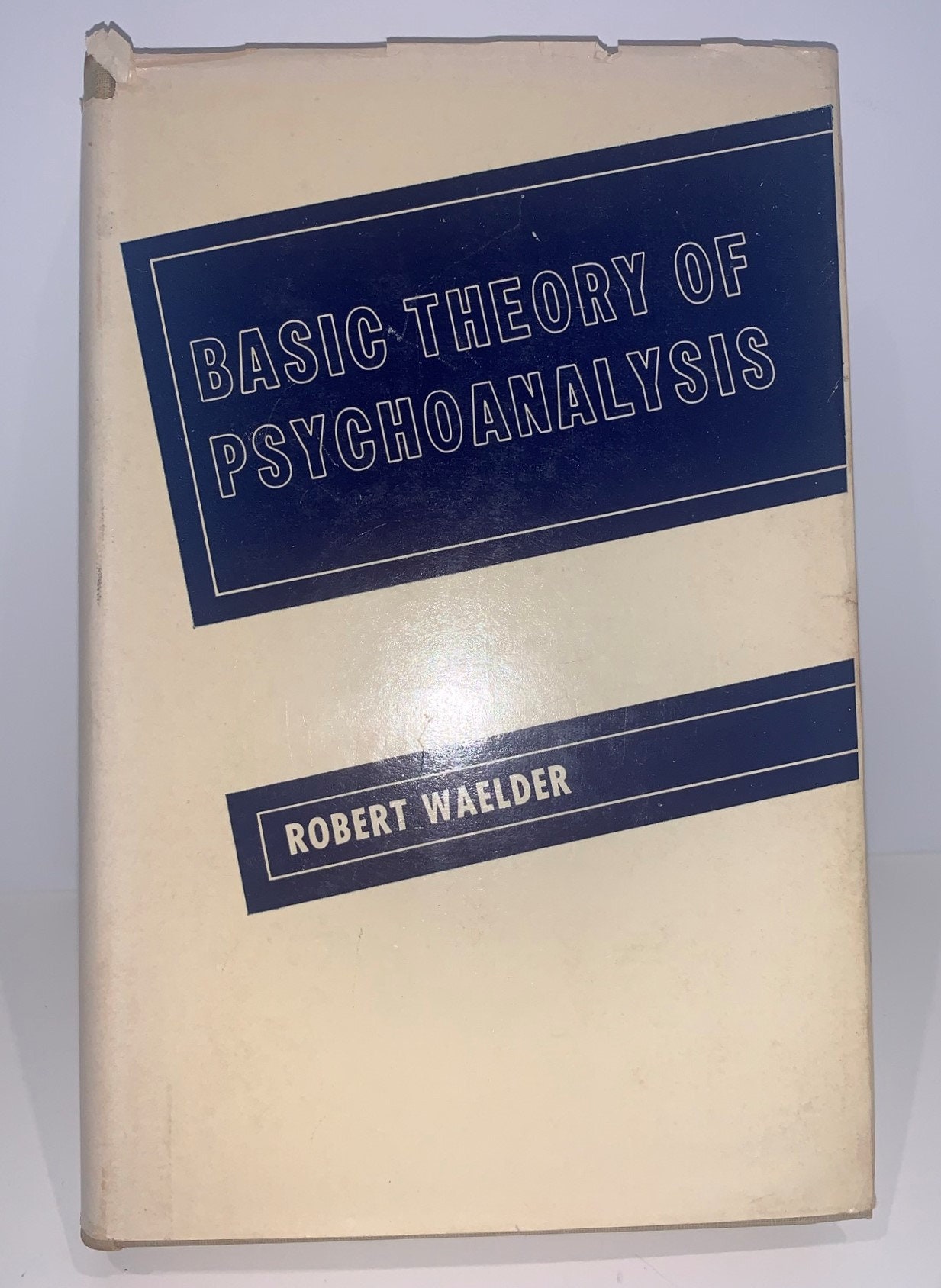 Basic Theory of Psychoanalysis by Robery Waelder Published 1960 by  International Universities Press (lib.cong. 60-8304) First Edition - Etsy, image size:1233x1688
