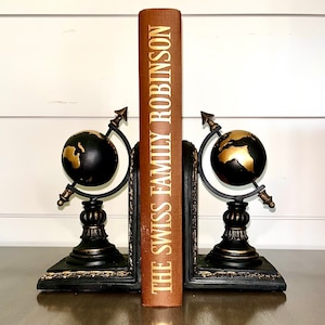 Vintage Swiss Family Robinson by Johann Wyss 1963 - The George Macy Companies Inc and The Heritage Press, NY- engravings by David Gentleman