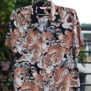 One hundred Tigers Hawaiian Shirt Black (Original Genuine 100%)