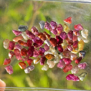 50 pieces Multi Sapphire Raw Natural Gemstones Rough from Africa Untreated | Raw Crystals of Superior Color Multi Sapphires