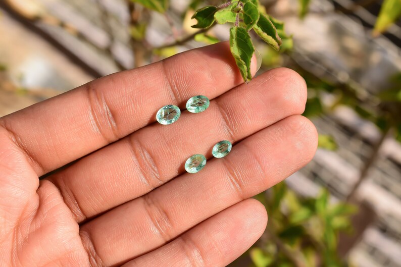 Columbian Emerald Oval Cut Stones | High Quality Natural Emerald Cut Stones with high Transparency For Jewelry Making image 3