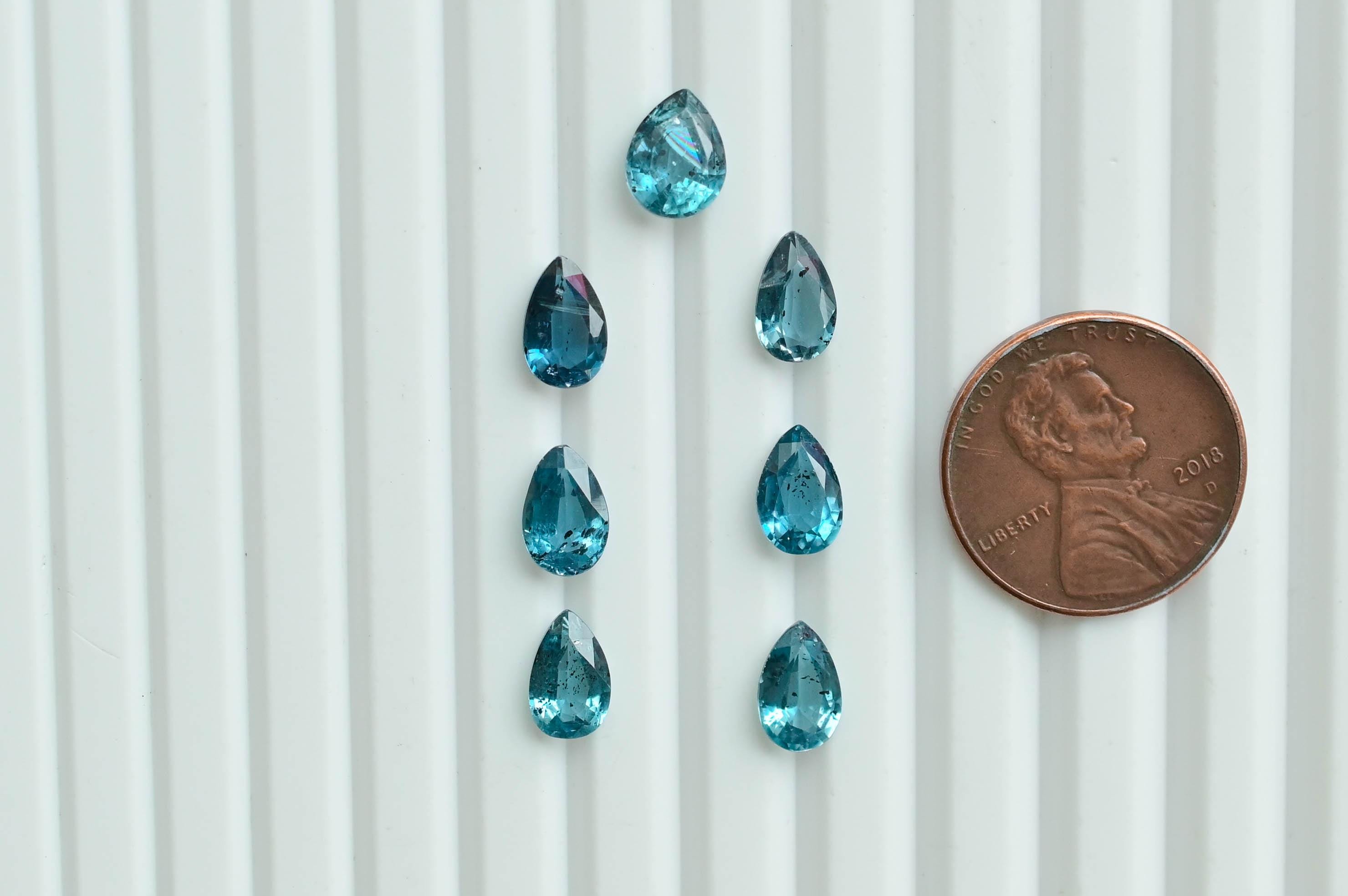 Kyanite Bleue Naturelle Du Népal - Pierre Fine 7x5 Mm 0.87 Carats