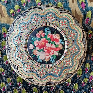 Vtg Mid-Century Gypsy Floral Biscuit Tin, Made in Holland image 1