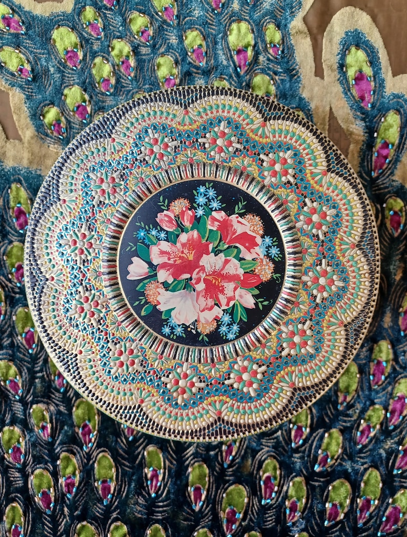 Vtg Mid-Century Gypsy Floral Biscuit Tin, Made in Holland image 1