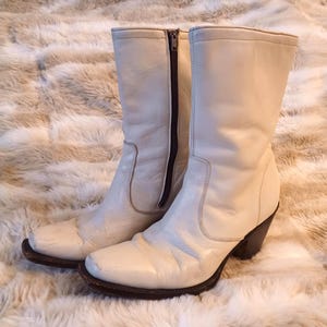 Pair of Vtg White Square Toe Boots, Women&#39;s Size 9 EE, by Rancho, Made in Mexico