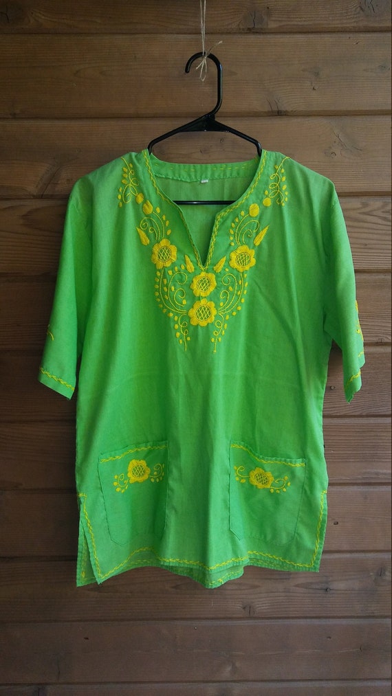 Mexican Bright Green and Yellow Flower Embroidered