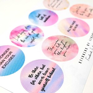 Round Pastel Life Quote -stickers
