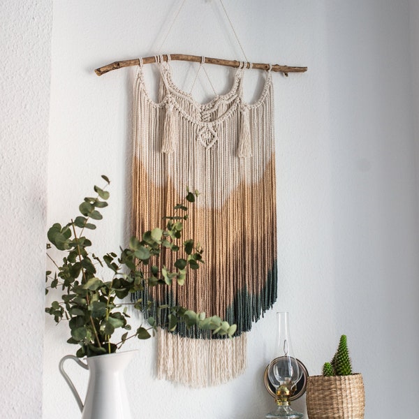Macramé wall hanging "Amber" | Coloured macramé wall hanging | Tie Dye Macramé | Boho decoration| Macrame Wallhanging | Boho Wedding