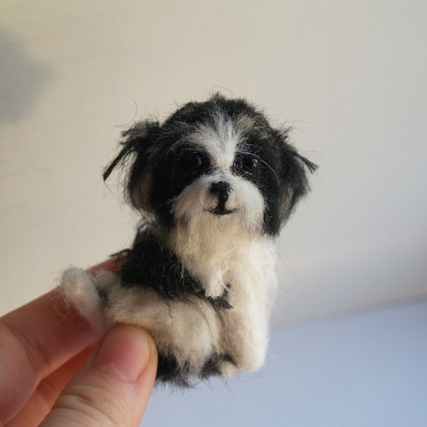 Custom dog ornament , dog memorial gift ornament, needle felted dog portrait, personalized pet gift for him