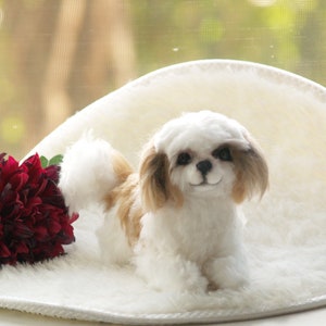 Wool felt dog portrait Custom pet memorial Shih tzu Dog lover gifts Dog mom Pet loss gift Needle felt animal wool pet portrait