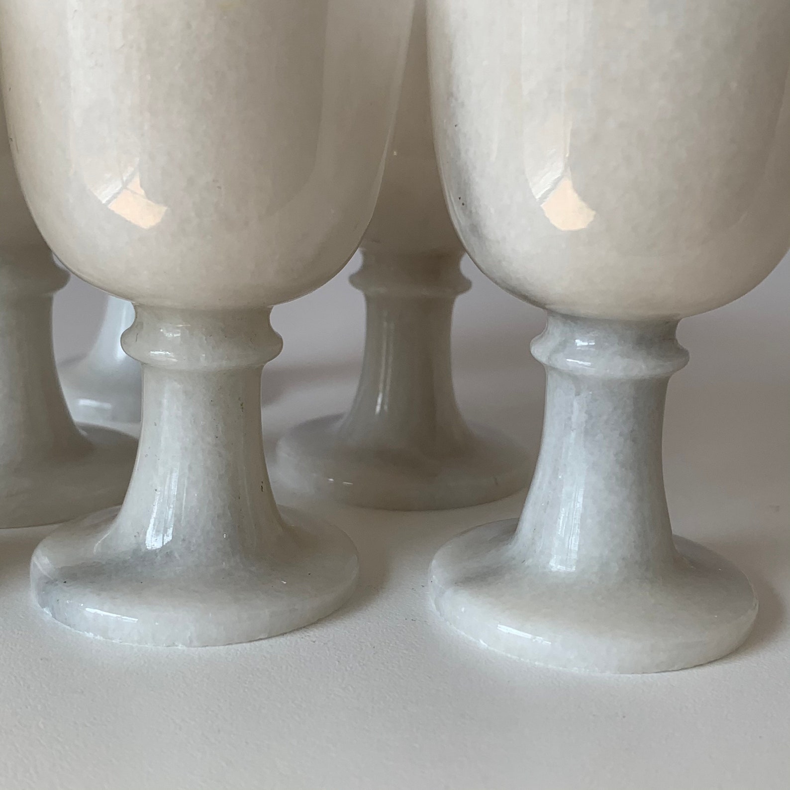 white marble glasses