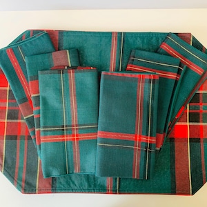 6 CHRISTMAS PLACEMATS and NAPKINS, Set of 6 Vintage Lillian Vernon Plaid Placemats Cloth Napkins, 19&quot; W Placemats and 16&quot; Napkins, Gold Trim